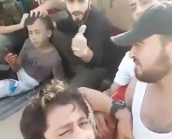 جريمة مقززة.. ذبح طفل فلسطيني على يد المعارضة السورية!! صورة رقم 2 جريمة مقززة.. ذبح طفل فلسطيني على يد المعارضة السورية!! صورة رقم 2