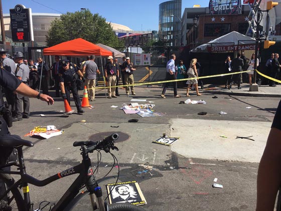 اعتقالات واصابات بعد حرق متظاهرين للعلم الامريكي صورة رقم 6 اعتقالات واصابات بعد حرق متظاهرين للعلم الامريكي صورة رقم 6