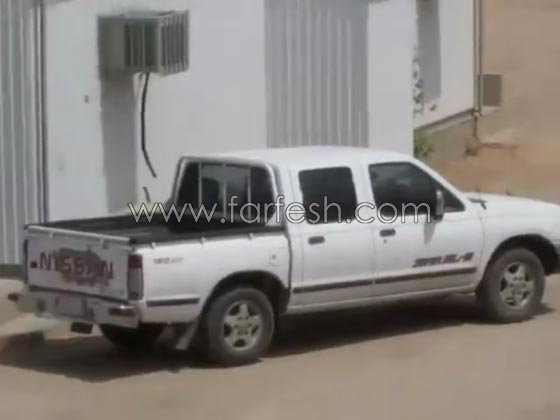 رجل يسرق مكيف هواء من مصلى في وضح النهار.. فيديو صورة رقم 1