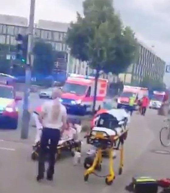 هجوم ميونخ يخلف 9 قتلى نفذه امريكي من اصل ايراني ودوافعه غير معروفة صورة رقم 23