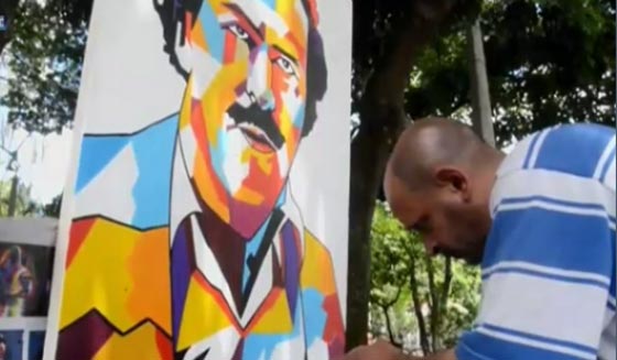 تخليد اشهر تاجر مخدرات في كولومبيا بريشة فنان يهوى  السياحة صورة رقم 2