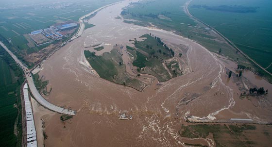 مقتل 114 وفقدان 111صينيا في الفيضانات صورة رقم 3