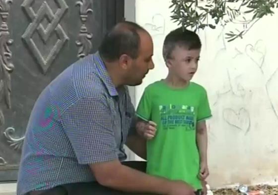 دوابشة.. الناجي الوحيد يعود الى بيته الجريح صورة رقم 2