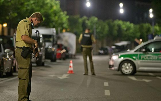 لاجئ سوري يفجر نفسه في المانيا.. قتيل و12 جريحا في العملية صورة رقم 6