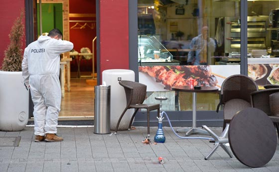 لاجئ سوري يفجر نفسه في المانيا.. قتيل و12 جريحا في العملية صورة رقم 18