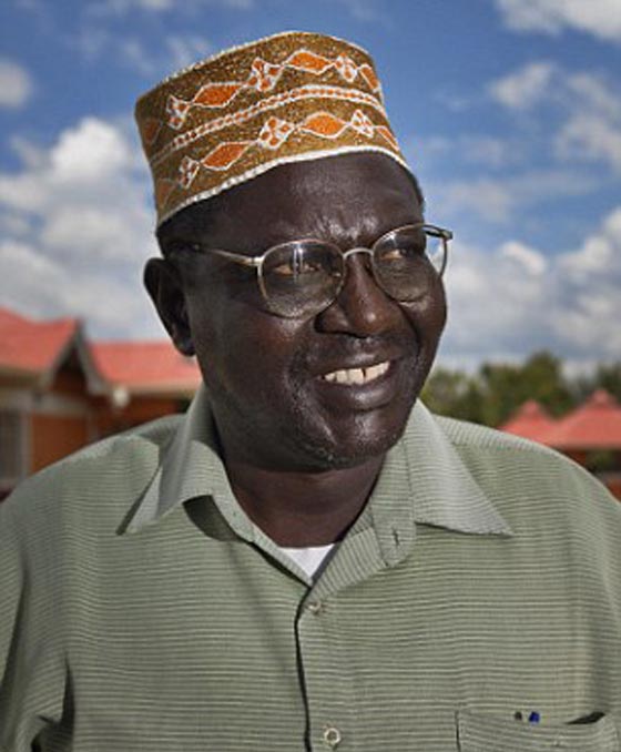 الاخ الاكبر لاوباما: اداء اوباما مخيب للآمال وسأدعم ترامب صورة رقم 3