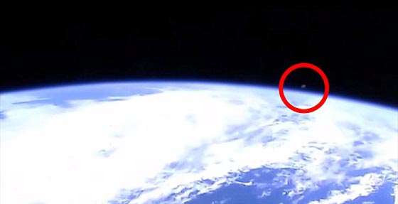 متابعو البث الفضائي يتهمون ناسا بقطع البث لدى ظهور صحون فضائية! صورة رقم 2