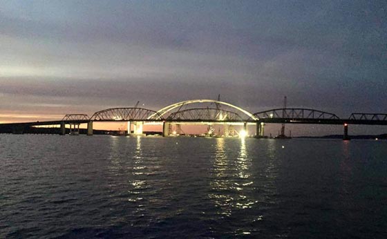 هكذا تفجر جسر مُعمّر امام اعين الكنتاكيين صورة رقم 3