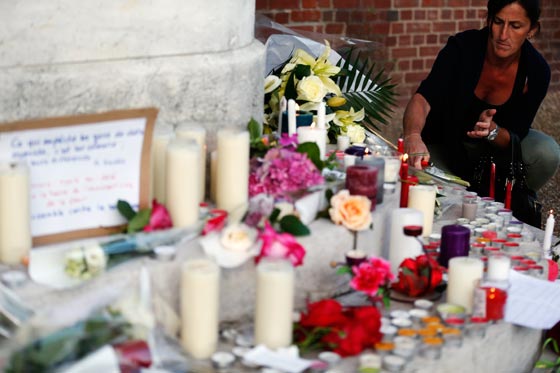 إمام مسجد يتساءل.. لماذا ذبح الدواعش كاهن كنيسة احسنت الينا؟ صورة رقم 17 إمام مسجد يتساءل.. لماذا ذبح الدواعش كاهن كنيسة احسنت الينا؟ صورة رقم 17