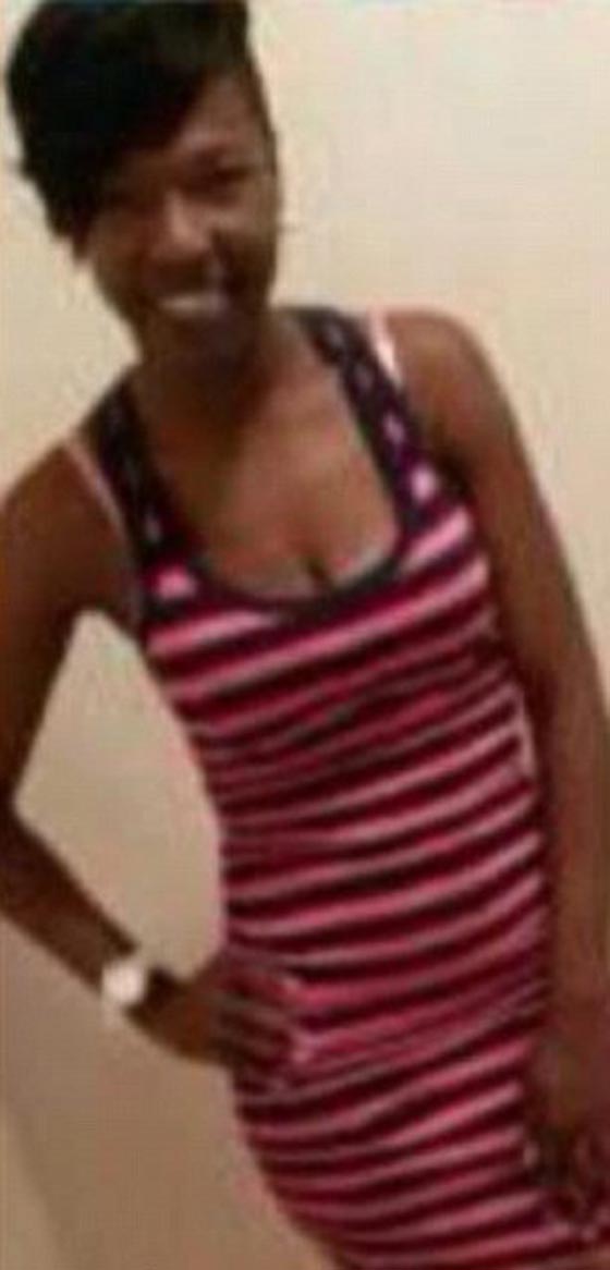 ام تضرب ابنتها المراهقة بتهمة الاباحية وتنشر عقابها لها على الملأ!! صورة رقم 10