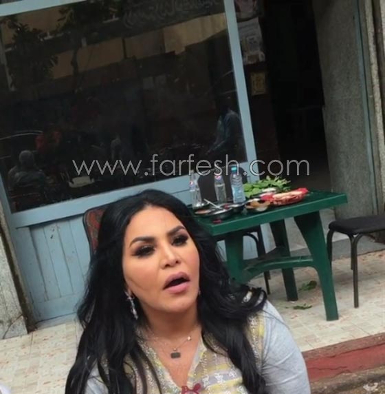 فيديو احلام تفطر (فول وطعمية) في مطعم الجحش الشهير في القاهرة صورة رقم 1