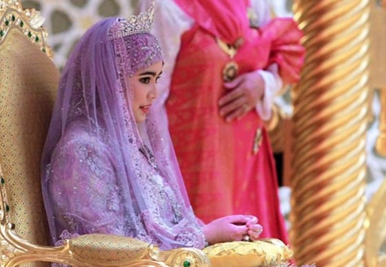  ابنة اغنى ملوك العالم تتزوج من شاب بسيط في حفل اسطوري.. فيديو صورة رقم 1