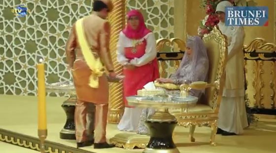  ابنة اغنى ملوك العالم تتزوج من شاب بسيط في حفل اسطوري.. فيديو صورة رقم 13