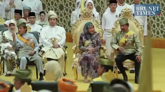  ابنة اغنى ملوك العالم تتزوج من شاب بسيط في حفل اسطوري.. فيديو صورة رقم 14