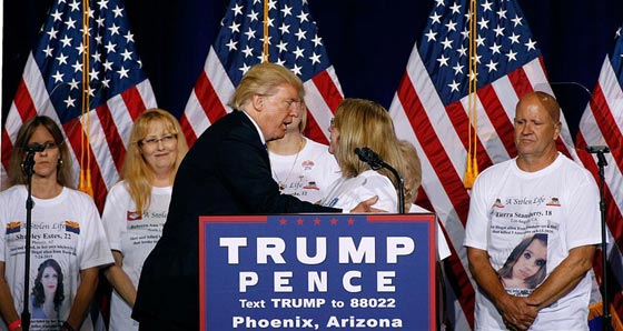 ترامب سيرحل ملايين المهاجرين بعد ساعة واحدة من توليه الرئاسة صورة رقم 2