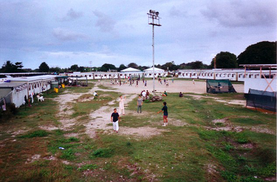 قاض أسترالي يعرض تبادل مكان السكن مع أحد اللاجئين  صورة رقم 6