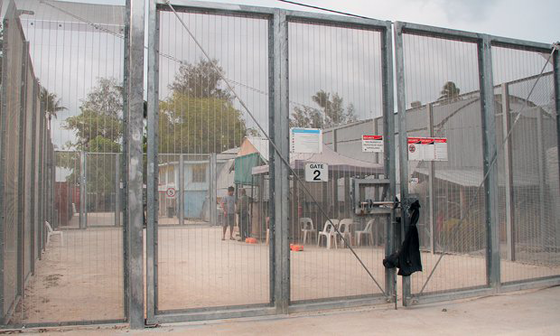 قاض أسترالي يعرض تبادل مكان السكن مع أحد اللاجئين  صورة رقم 7