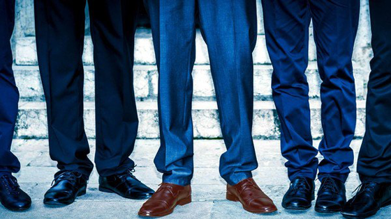 لا ترتدي الحذاء البني  في لندن لأنه يتسبب ببقائك عاطلاً عن العمل! صورة رقم 3