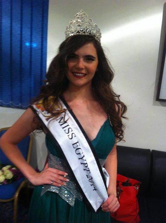 صور ملكة جمال مصر مع نظيرتها الاسرائيلية تثير موجة غضب كبيرة صورة رقم 2 صور ملكة جمال مصر مع نظيرتها الاسرائيلية تثير موجة غضب كبيرة صورة رقم 2