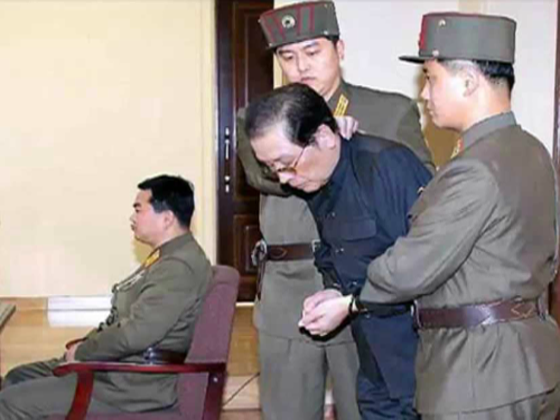 الكلاب الجائعة وكرات اللهب أساليب شيطانية يستخدمها رئيس كوريا الشمالية لتنفيذ حكم الاعدام صورة رقم 1