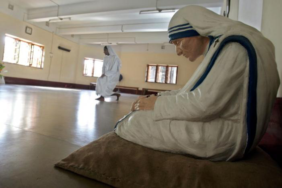 الأم تيريزا.. قديسة بعد 19 عاما على وفاتها صورة رقم 3