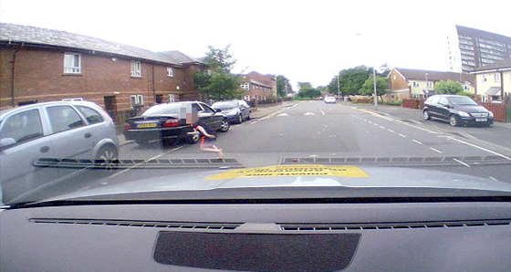 الطفل المعجزة ينجو من حادث اصطدام صورة رقم 3