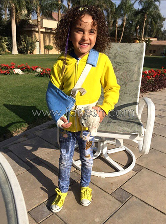 احفاد هاني شاكر هم عزاءه الوحيد بعد وفاة ابنته دينا صورة رقم 6