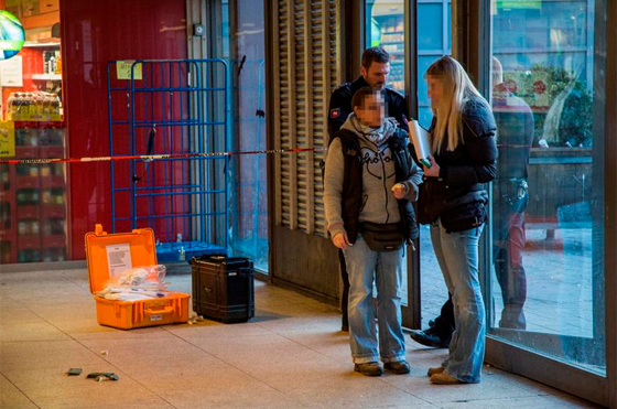 اتهام مراهقة ألمانية من أصل مغربي بطعن شرطي بتكليف من داعش صورة رقم 6