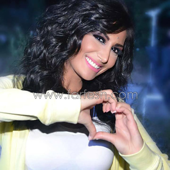  صور رومانسية: رويدا عطية مع خطيبها اسماعيل الذي يصغرها بـ 10 أعوام! صورة رقم 11