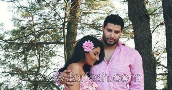  صور رومانسية: رويدا عطية مع خطيبها اسماعيل الذي يصغرها بـ 10 أعوام! صورة رقم 5
