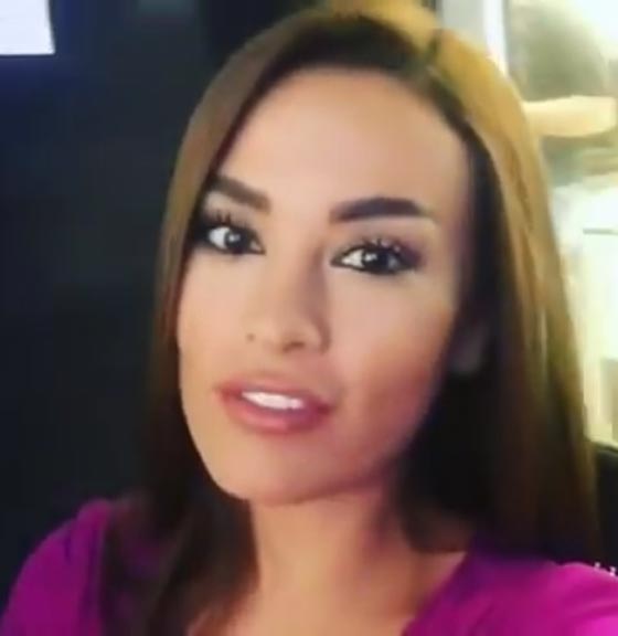 شاهد..مذيعة تتعرض لموقف محرج على الهواء مباشرة صورة رقم 1