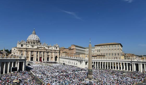 الاعاجيب والاستجابة للصلوات هي اسس القداسة بالكنيسة الكاثوليكية صورة رقم 1 الاعاجيب والاستجابة للصلوات هي اسس القداسة بالكنيسة الكاثوليكية صورة رقم 1