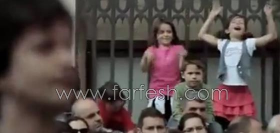 مجموعة عازفين تتحف المارة بسيمفونية رائعة من اجل البهجة  صورة رقم 6