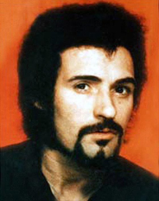 سفاح شهير وقاتل 13 امراة يعلن اسلامه لحماية نفسه من التهديدات صورة رقم 3