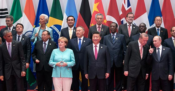 صورتان ترويان حكاية السياسة.. مواقع الرؤساء تتغير وفق المواقف! صورة رقم 2