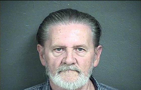  جنون الأمريكيين: سطا على مصرف كي يتم سجنه ليتخلص من زوجته! صورة رقم 1