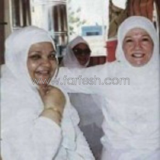 صور فنانين بملابس الاحرام: من ام كلثوم والعندليب الى سعد لمجرد وغادة عادل صورة رقم 3
