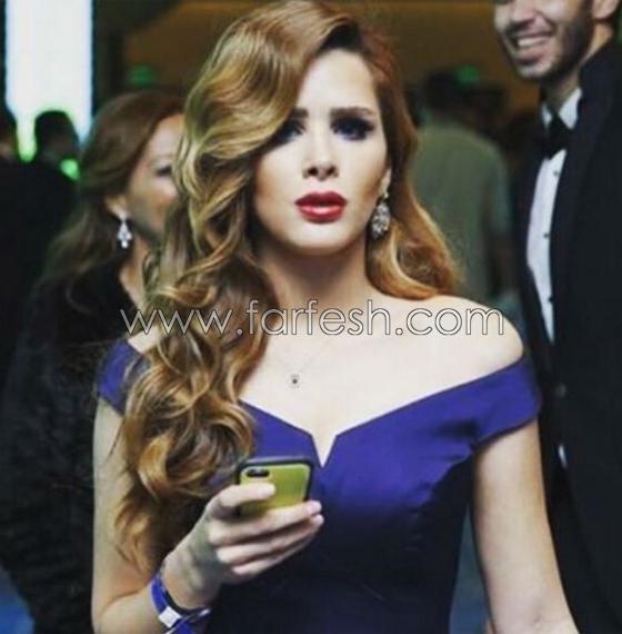 آخر تقاليع الفنانات: فيديوهات مضحكة وحركات غريبة صورة رقم 21