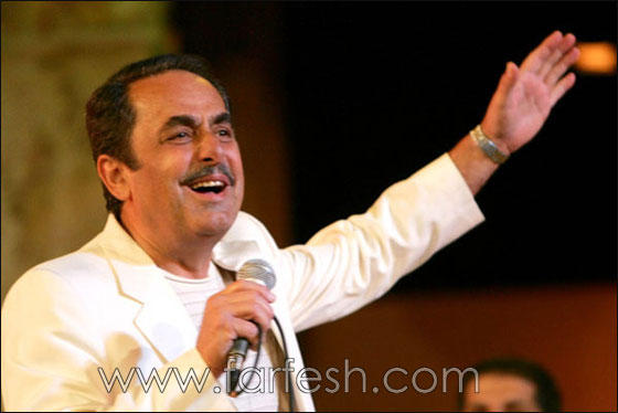 فيديو ملحم بركات يطرد مصورا عن المسرح بألفاظ بذيئة! صورة رقم 4