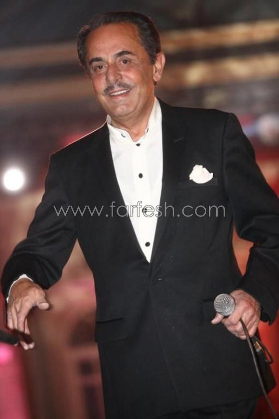  فيديو ملحم بركات يطرد مصورا عن المسرح بألفاظ بذيئة! صورة رقم 9