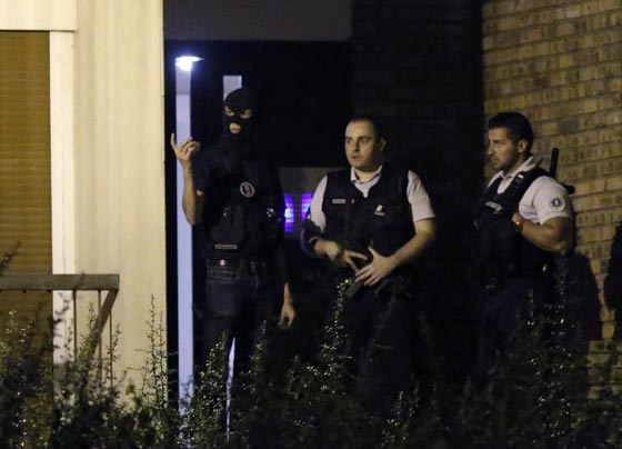 اعتقال 3 نساء متطرفات خططن لهجوم عنيف بالغاز في فرنسا صورة رقم 4 اعتقال 3 نساء متطرفات خططن لهجوم عنيف بالغاز في فرنسا صورة رقم 4