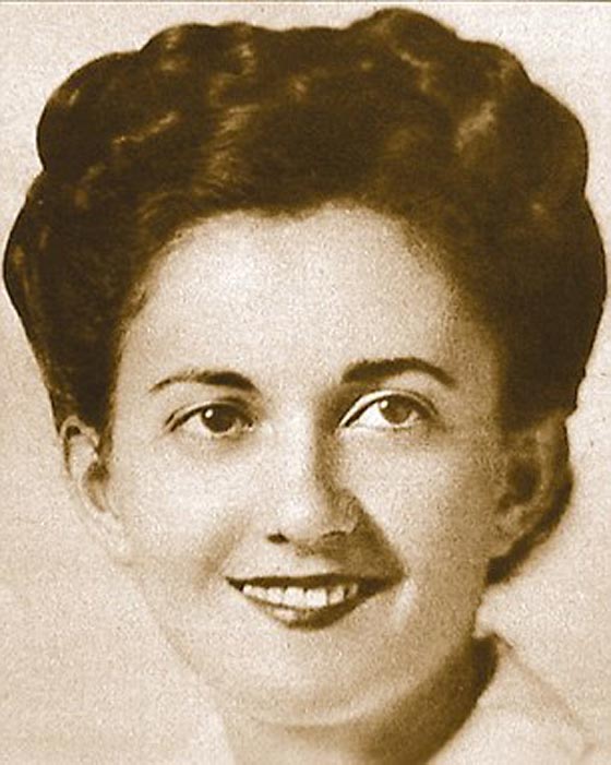   وفاة صاحبة اشهر قبلة خلدتها صورة في الحرب العالمية الثانية صورة رقم 7