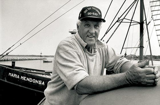   وفاة صاحبة اشهر قبلة خلدتها صورة في الحرب العالمية الثانية صورة رقم 8