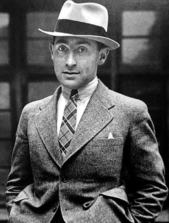   وفاة صاحبة اشهر قبلة خلدتها صورة في الحرب العالمية الثانية صورة رقم 11