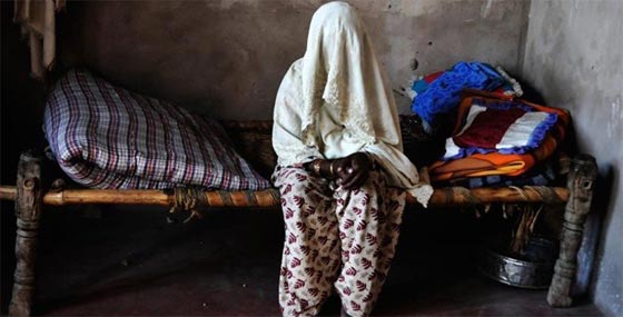 هندية مسلمة تعرضت لاغتصاب جماعي لأكلها لحم البقر صورة رقم 2 هندية مسلمة تعرضت لاغتصاب جماعي لأكلها لحم البقر صورة رقم 2