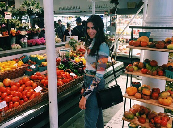 فيديو كليب جديد للنجمة الإنكليزية Dua Lipa صورة رقم 4
