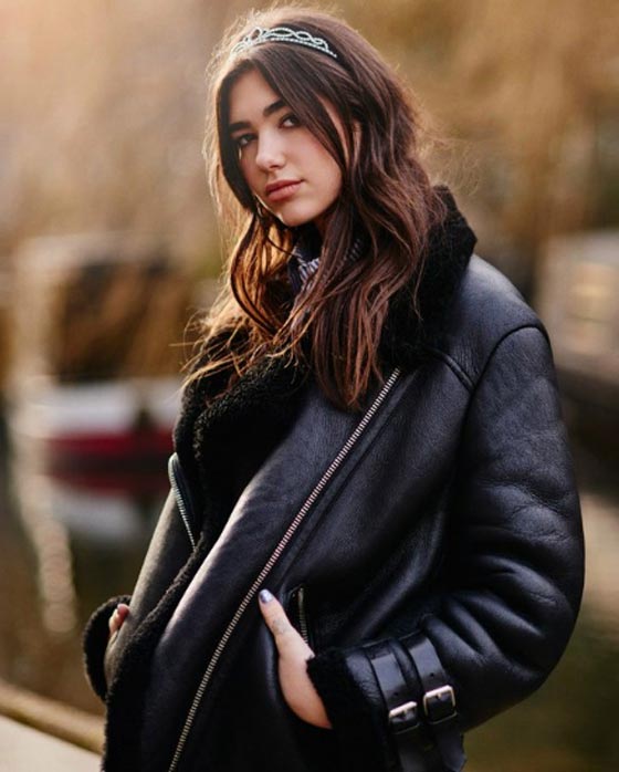 فيديو كليب جديد للنجمة الإنكليزية Dua Lipa صورة رقم 6