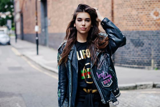 فيديو كليب جديد للنجمة الإنكليزية Dua Lipa صورة رقم 9