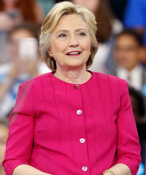 مذيع امريكي يعلن عن طريق الخطأ وفاة هيلاري كلينتون! صورة رقم 6