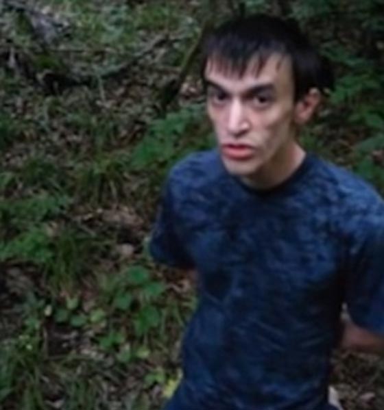 فيديو مؤلم: شرطي داغستانيي رفض طلب مختطفيه فيتم اعدامه فورا صورة رقم 1 فيديو مؤلم: شرطي داغستانيي رفض طلب مختطفيه فيتم اعدامه فورا صورة رقم 1